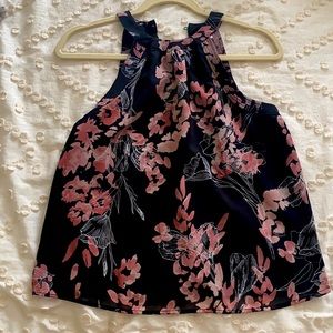 XS floral black top